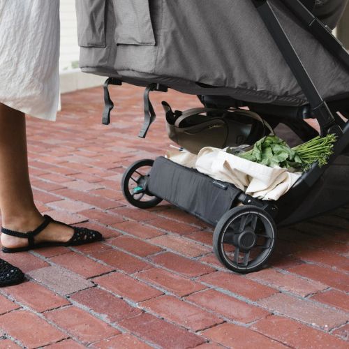 detalle de la cesta XL de la silla de paseo ligera uppababy minu gemelar